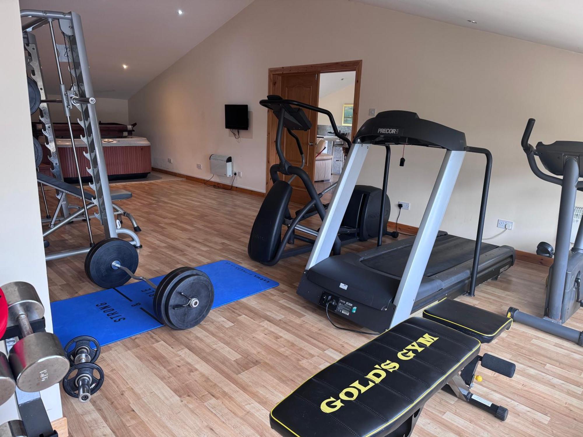 Langside Apartments Newhouse Екстериор снимка