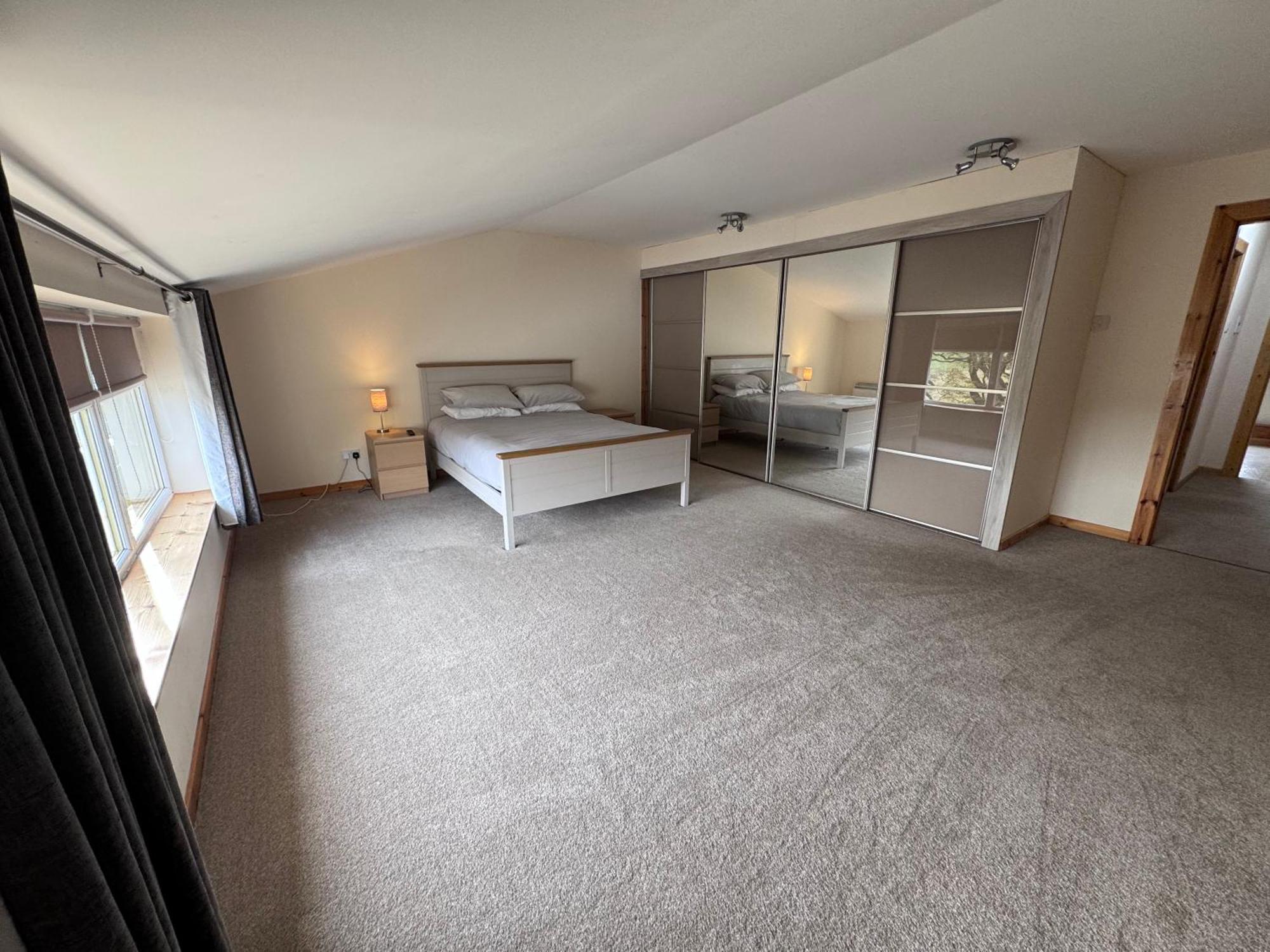 Langside Apartments Newhouse Екстериор снимка